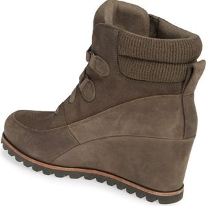 Brand new Ugg Kriston